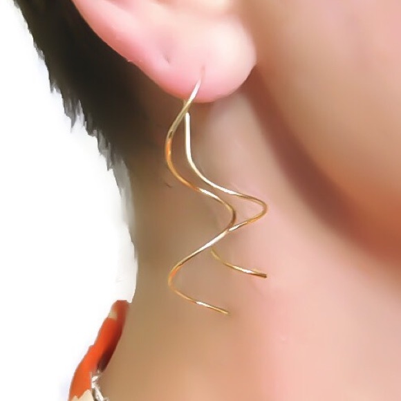 14K Gold Spiral Threader Earrings - Picture 4 of 6